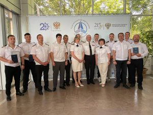 Торжественное вручение дипломов выпускникам
